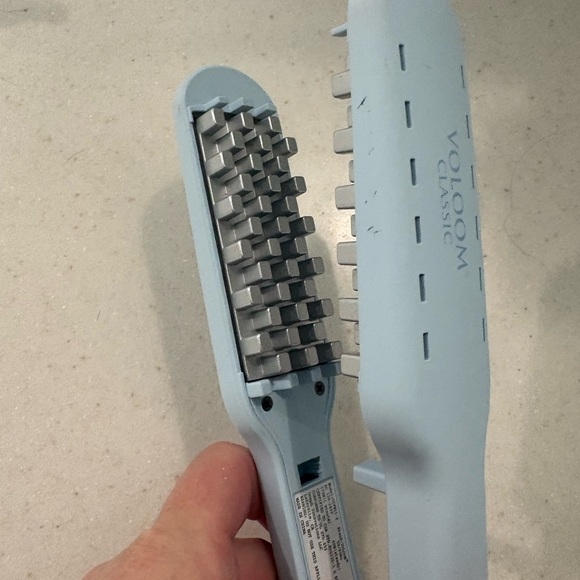 VOLOOM Classic Hair Volumizer in Light Blue - Picture 5 of 7